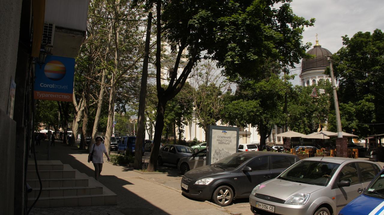 Dream Hostel Odessa Bagian luar foto
